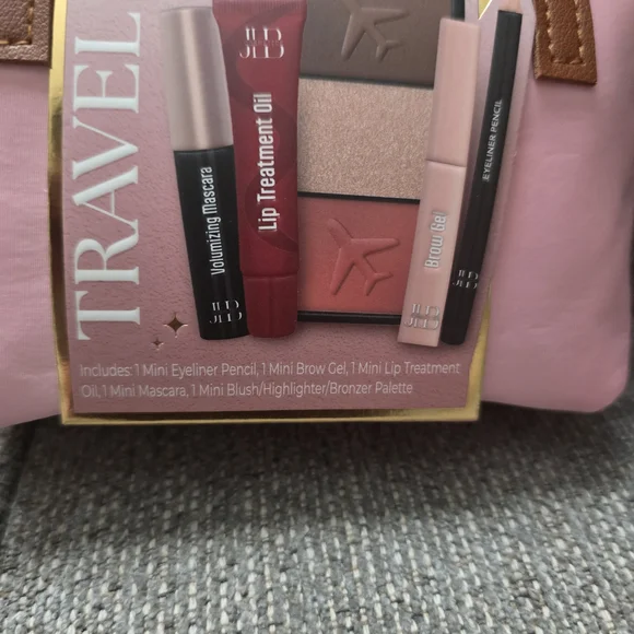 Mini Makeup Travel Kit Bag Set - Picture 2 of 3